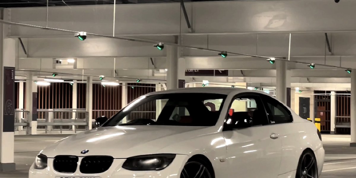 E92