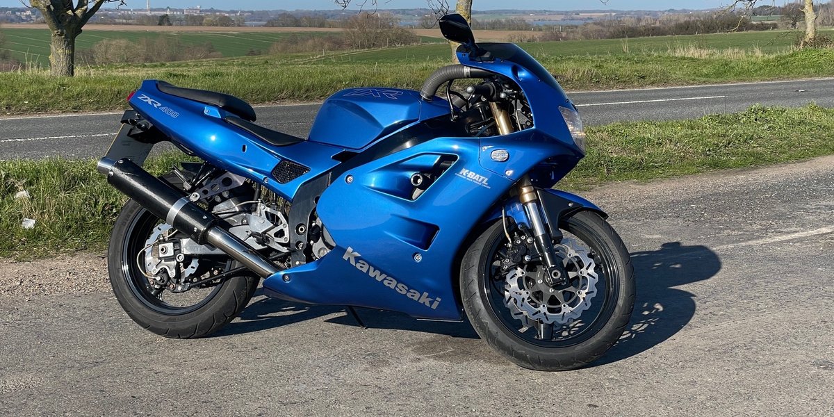 ZXR400