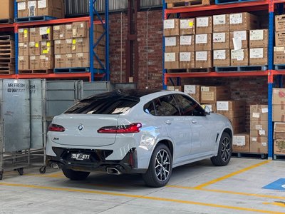BMW X4 22