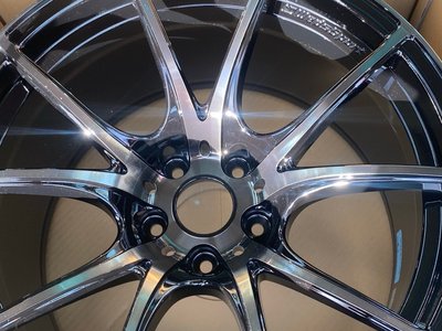 just a photo dump of some of the nicer and one-off parts that have gone into the build.