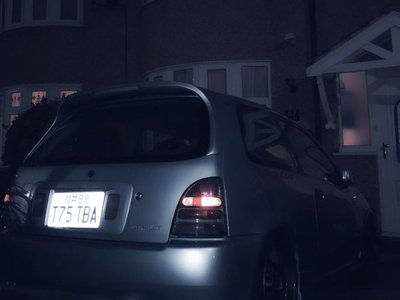 Toyota Starlet Glanza V
