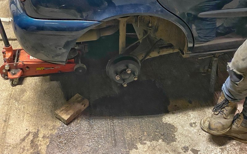 rear axle is back in.